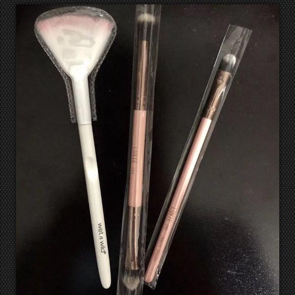 Luxie Other - ❌SOLD❌ Makeup Brush Bundle